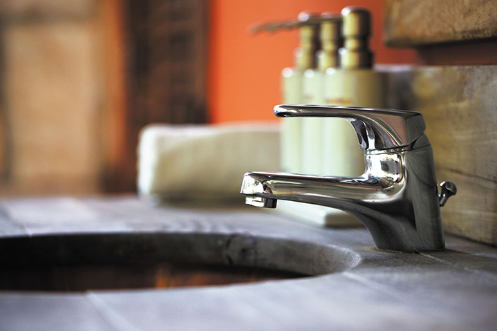 A2B Plumbers are able to fix any leaking taps you may have in Dulwich Village. 